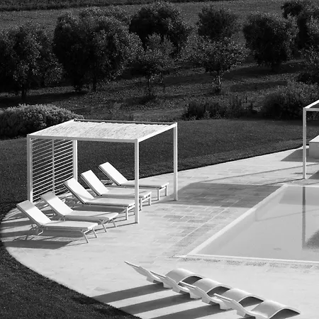 منتجع Masseria Elysium ميسانيي