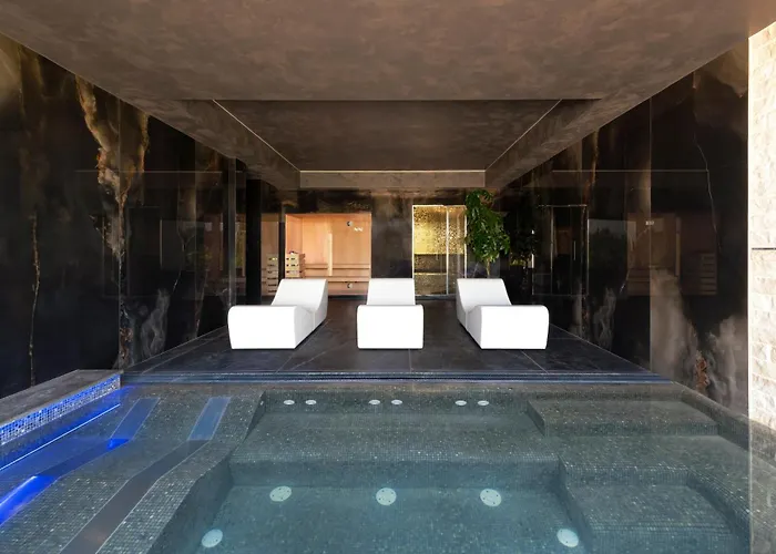 马塞里亚极乐世界旅馆 度假村 梅萨涅