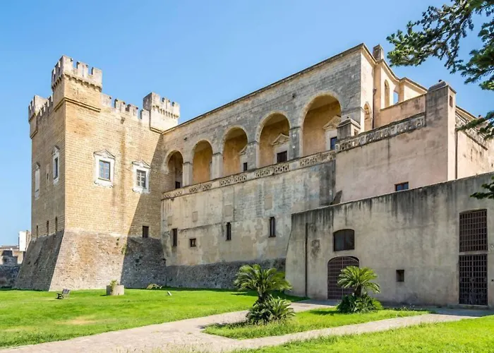 马塞里亚极乐世界旅馆 3*